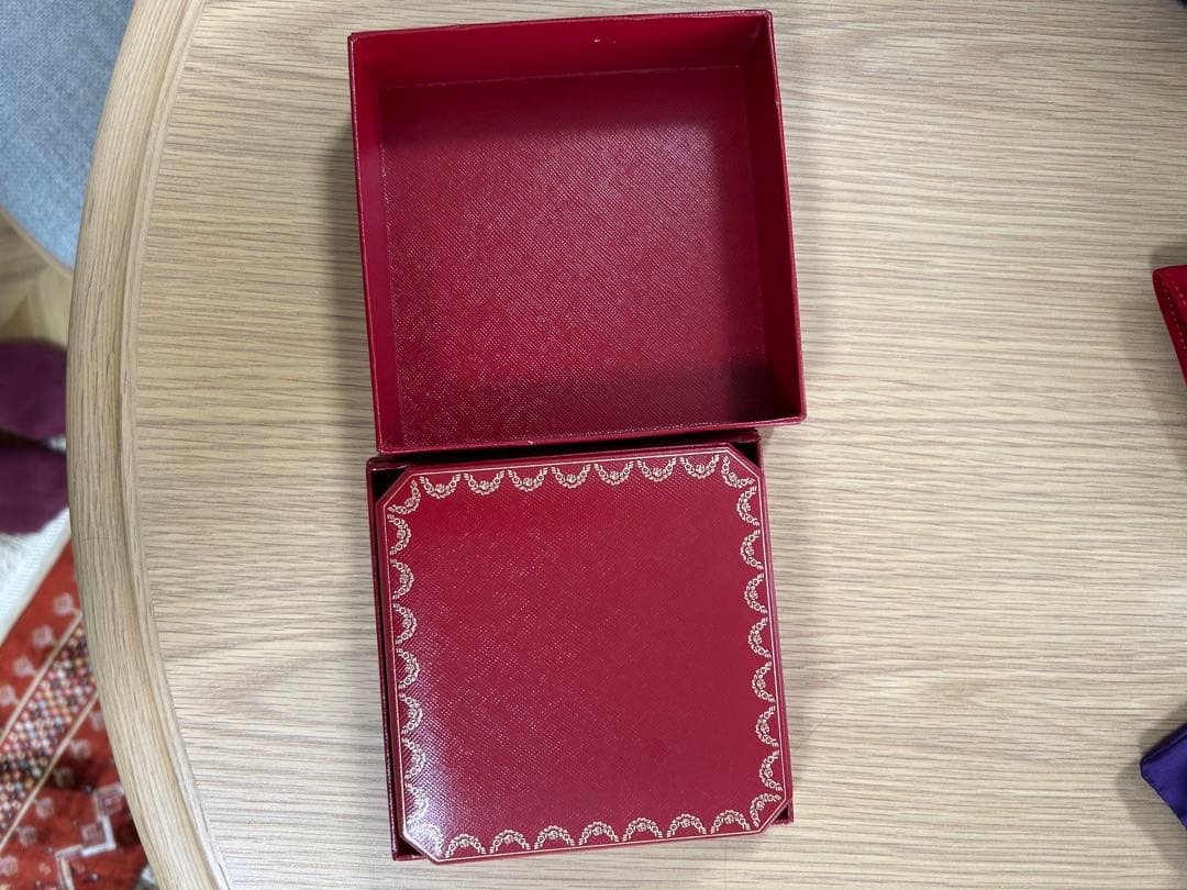 ⭐︎ Cartier カルティエ⭐︎ボックス➕ベロア保存袋