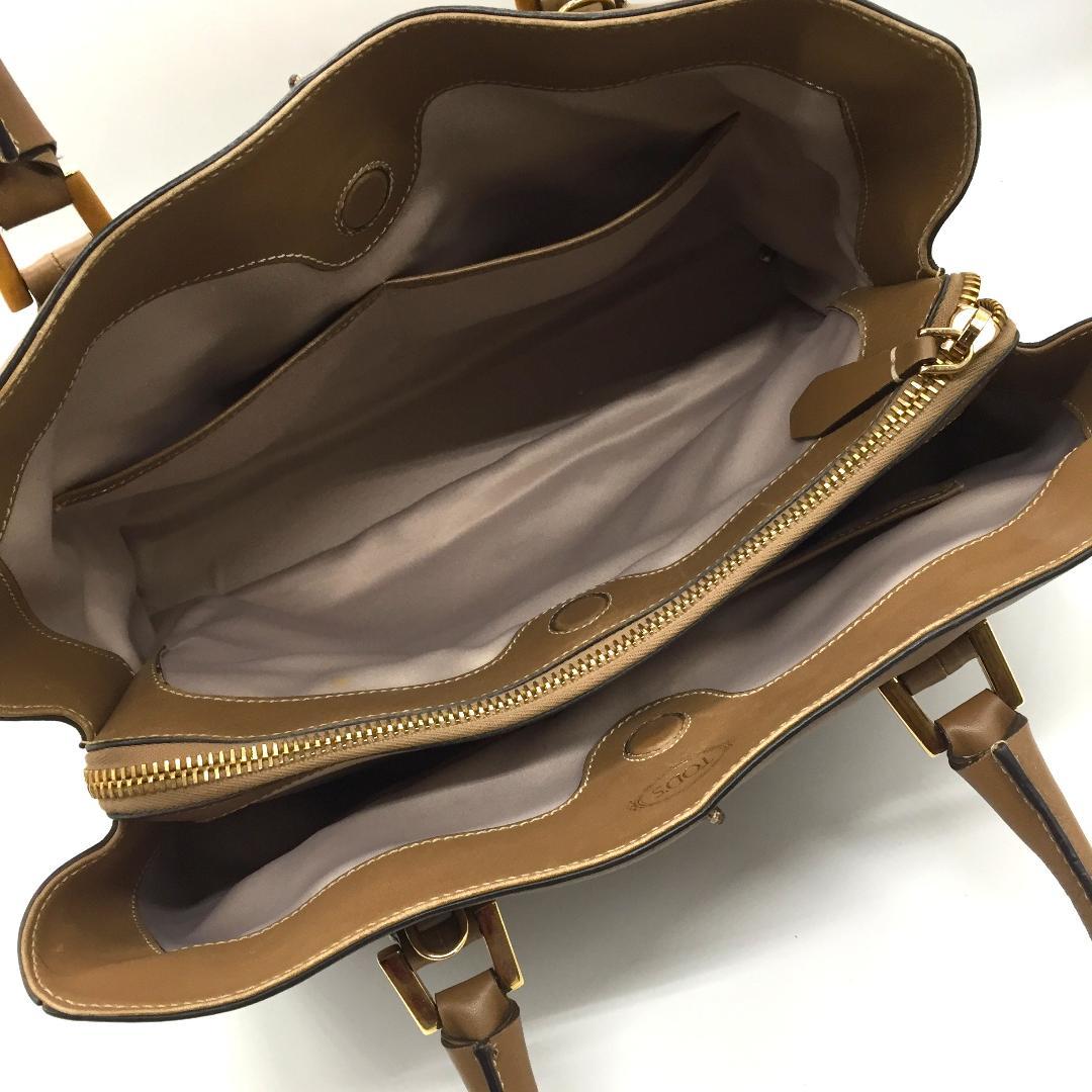 TOD'S トートバッグ ショルダー 2way A4収納可能 複数ポケット 本革
