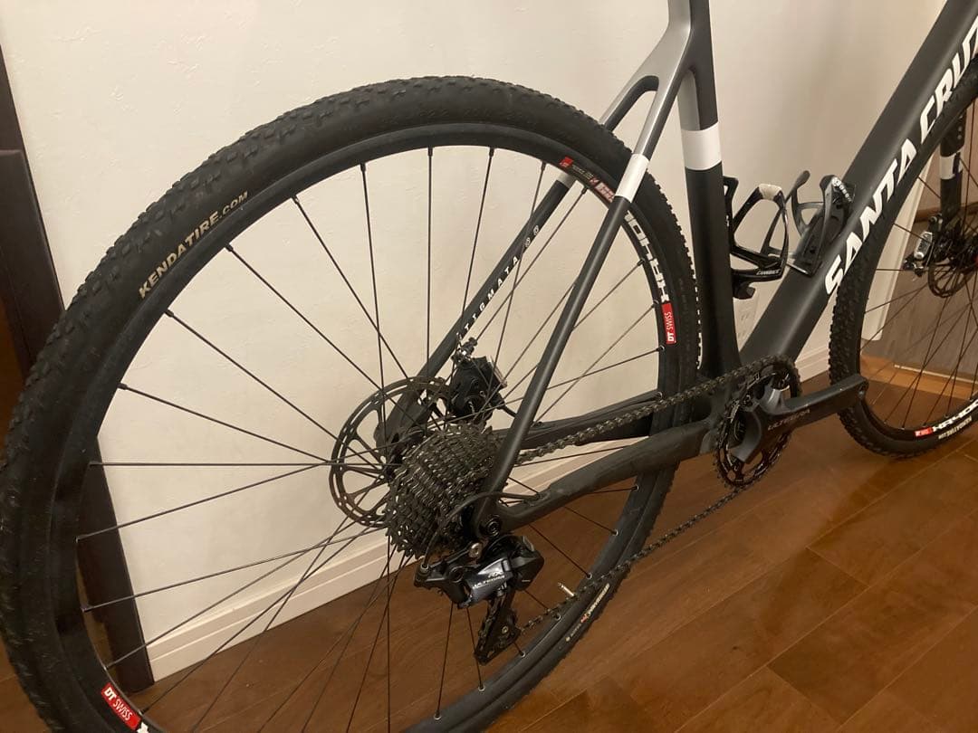 SANTACRUZ STIGMATA CC 56サイズ