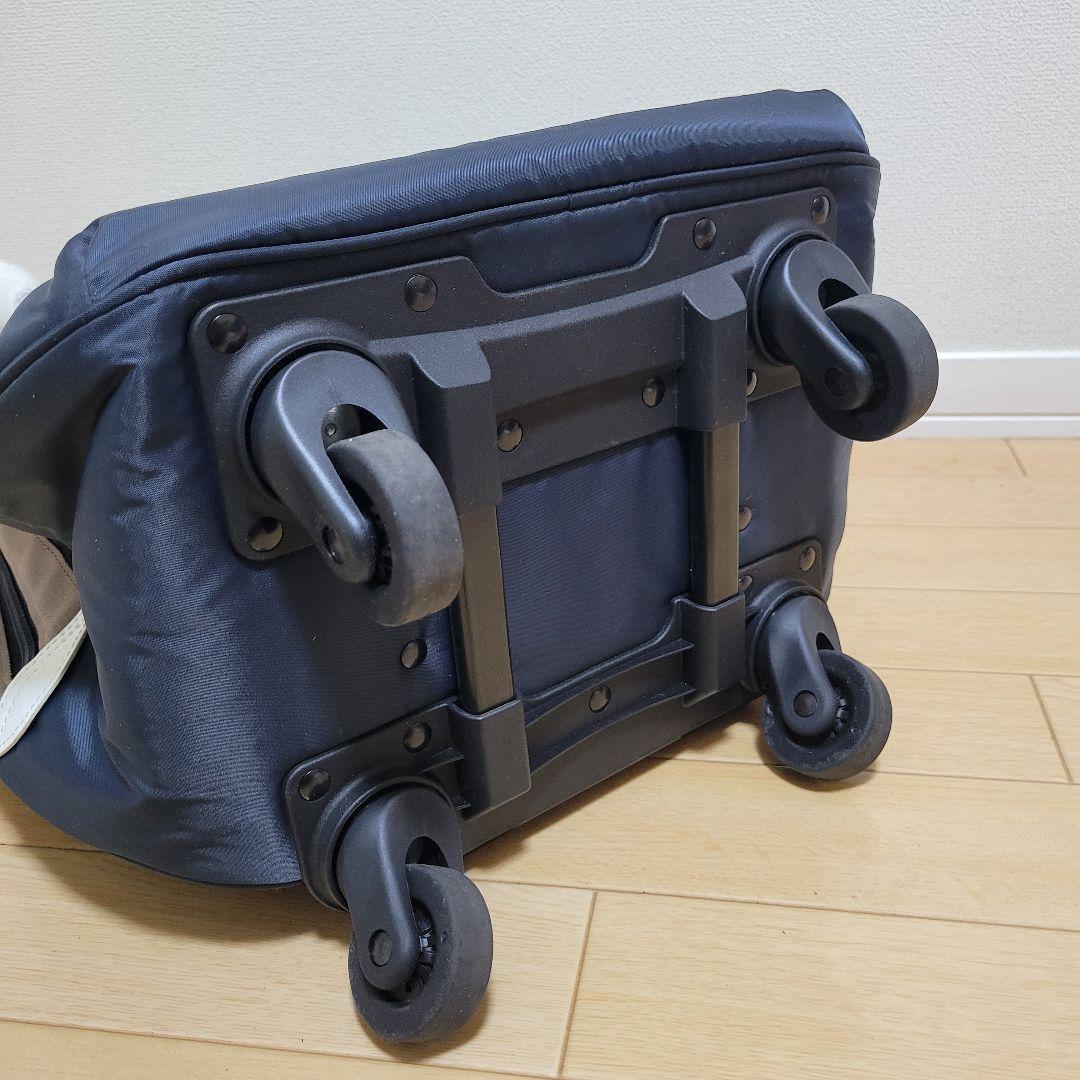 【美品】カナナプロジェクト ソフトキャリーバッグ ネイビー チャーム付き