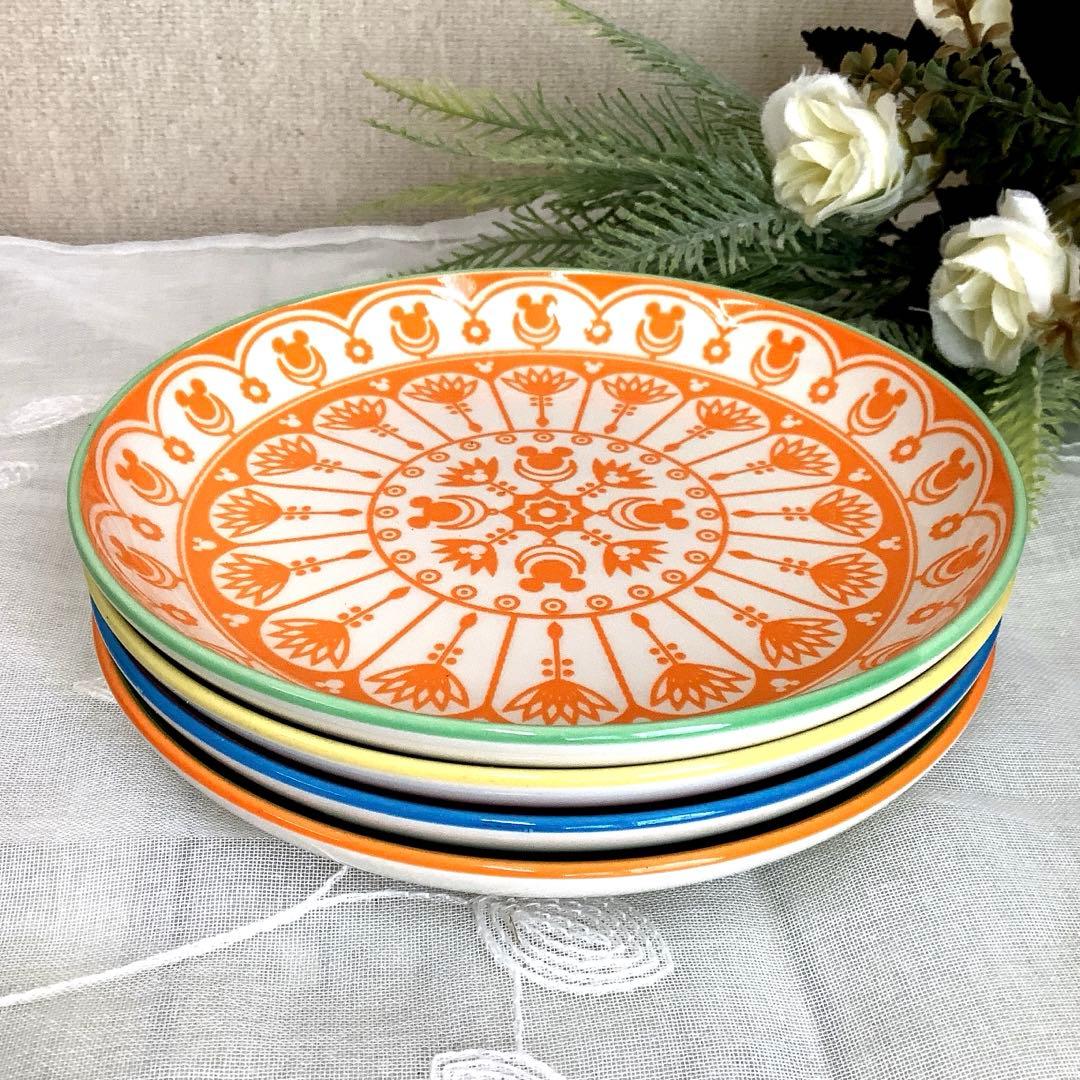 ディズニー　『エキゾチカ』　ミッキー　アソートプレート4枚