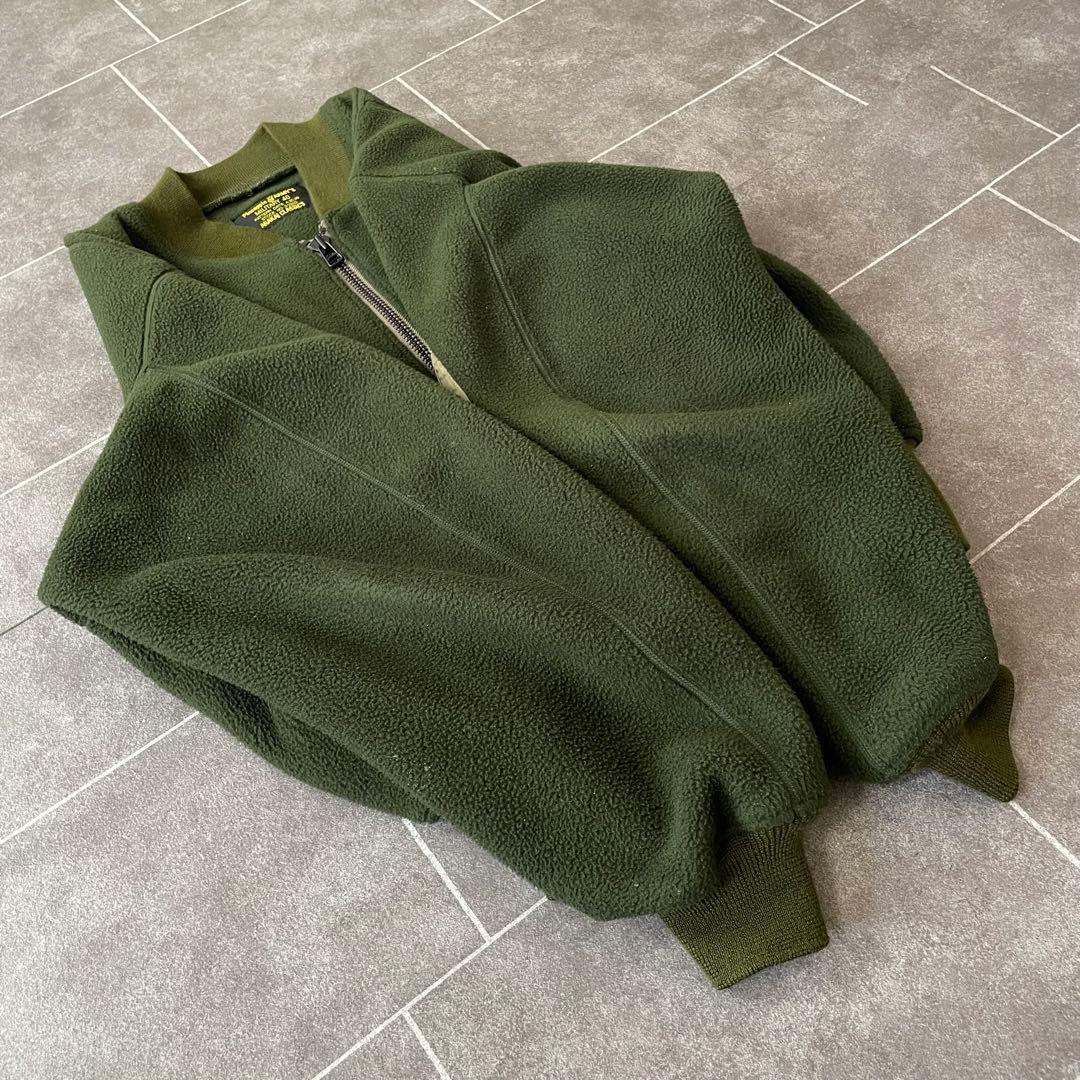 PineappleARMY'S MA-1ナイロン切替フリースボンバージャケット