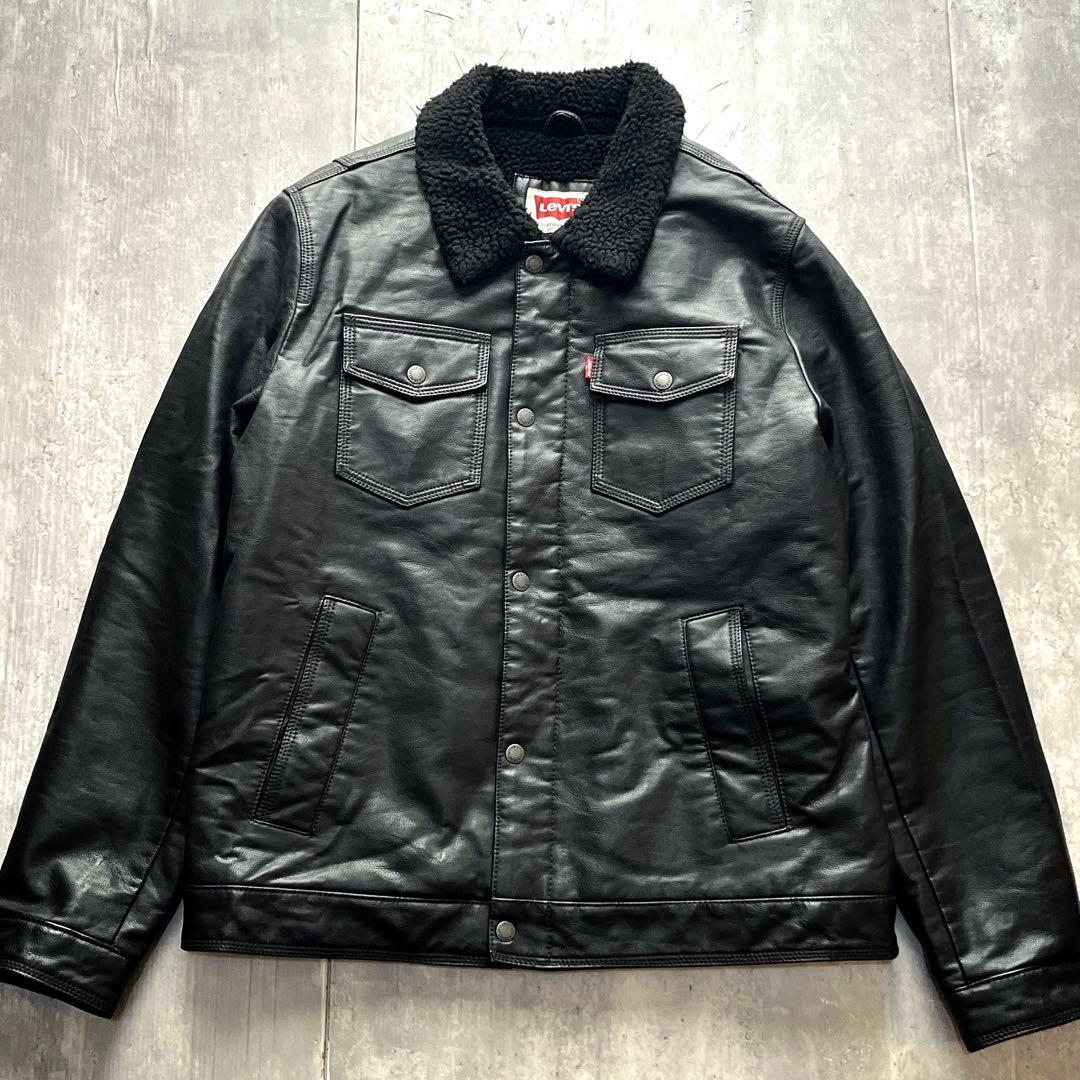 希少極美品　襟ボア　LEVI’Sフェイクレザージャケット トラッカージャケット