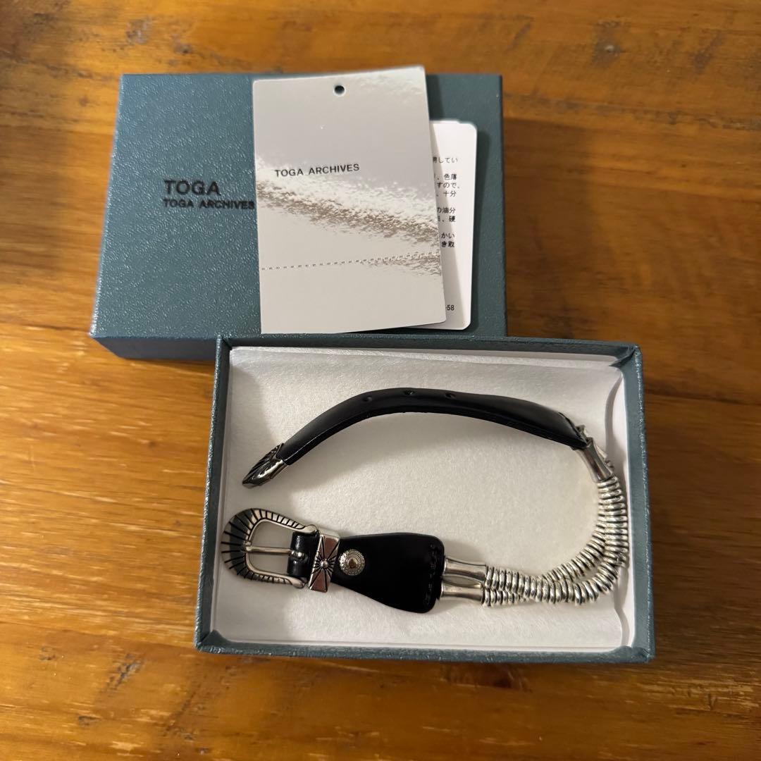 ぶ*ん様 TOGA ARCHIVESトーガアーカイブス ビーズレザーバングル ブ