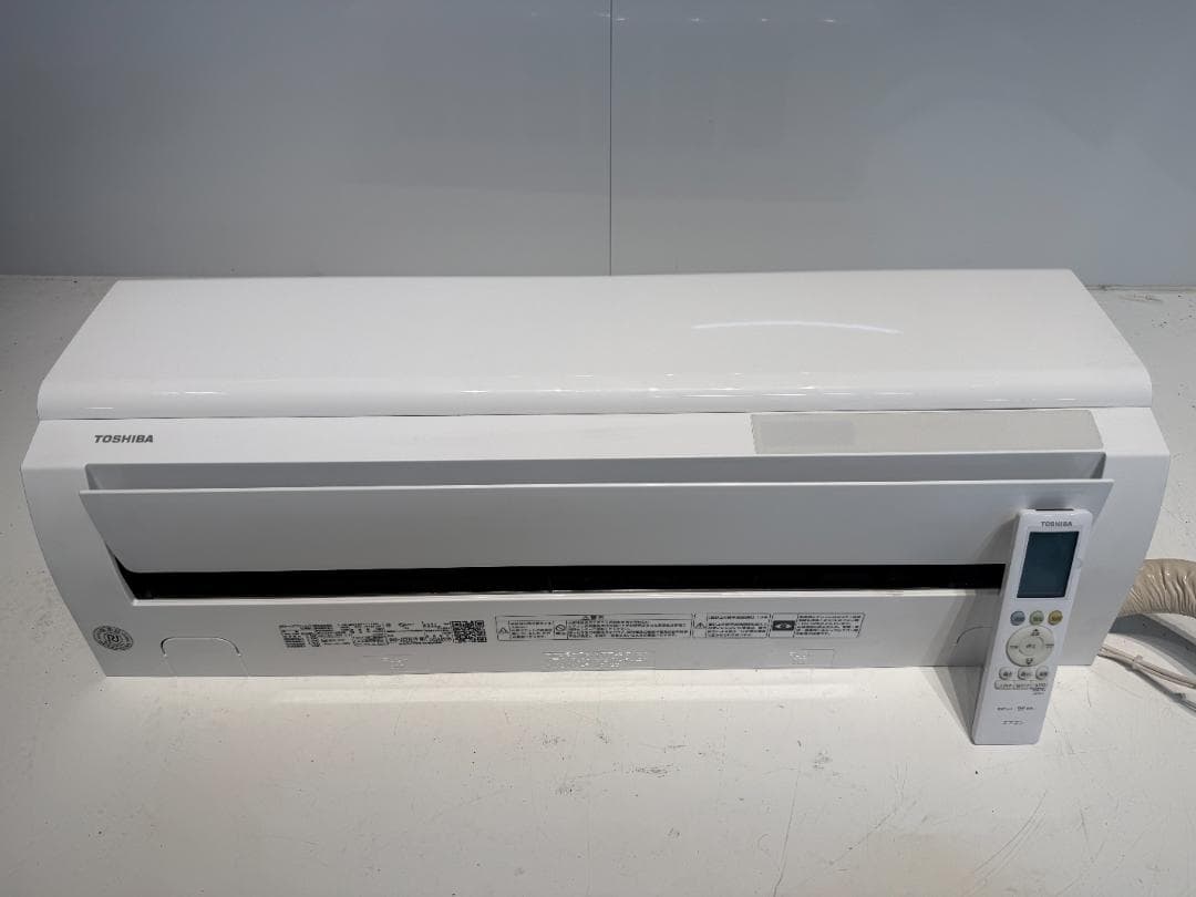 164　TOSHIBA　2022年製エアコン　6～8畳用　整備済み
