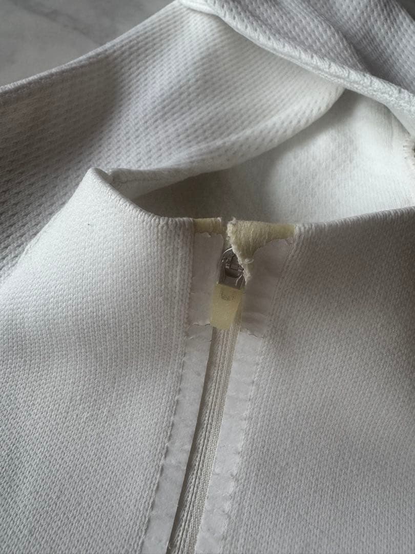 ★美品/完売品★MARK & LONAゴルフ用パーカーL〜XL 3シーズン利用可