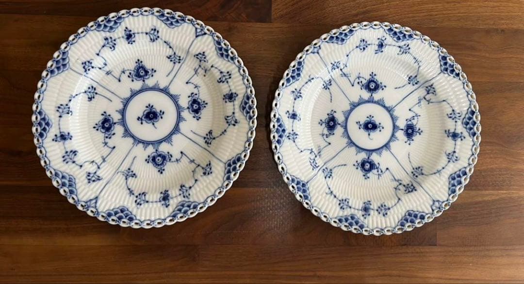 ロイヤルコペンハーゲン⭐︎ ブルーフルーテッドフルレースプレート 25cm未使用品