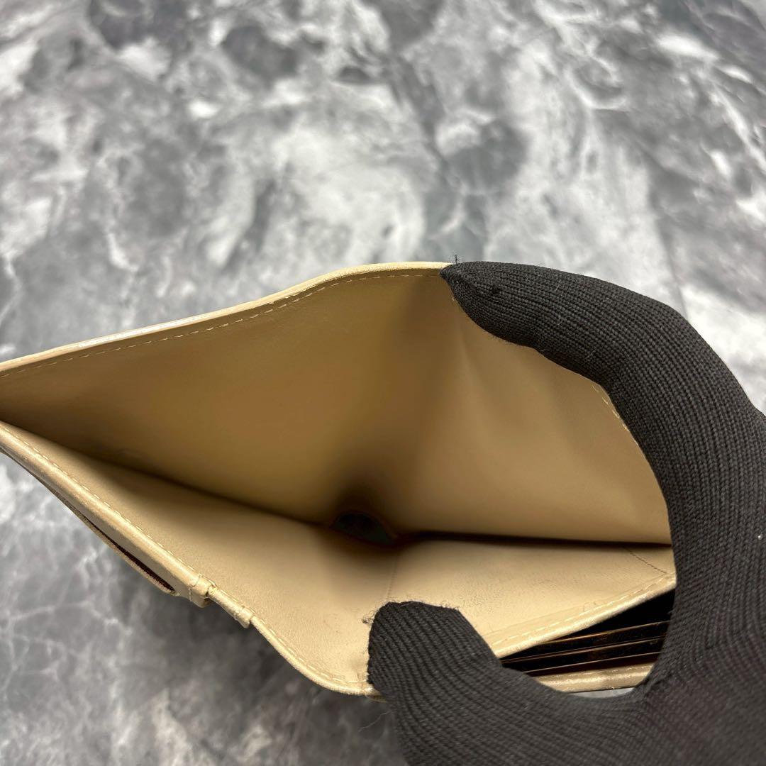 MTNJ ✨LOUIS VUITTON ヴェルニ　二つ折り財布