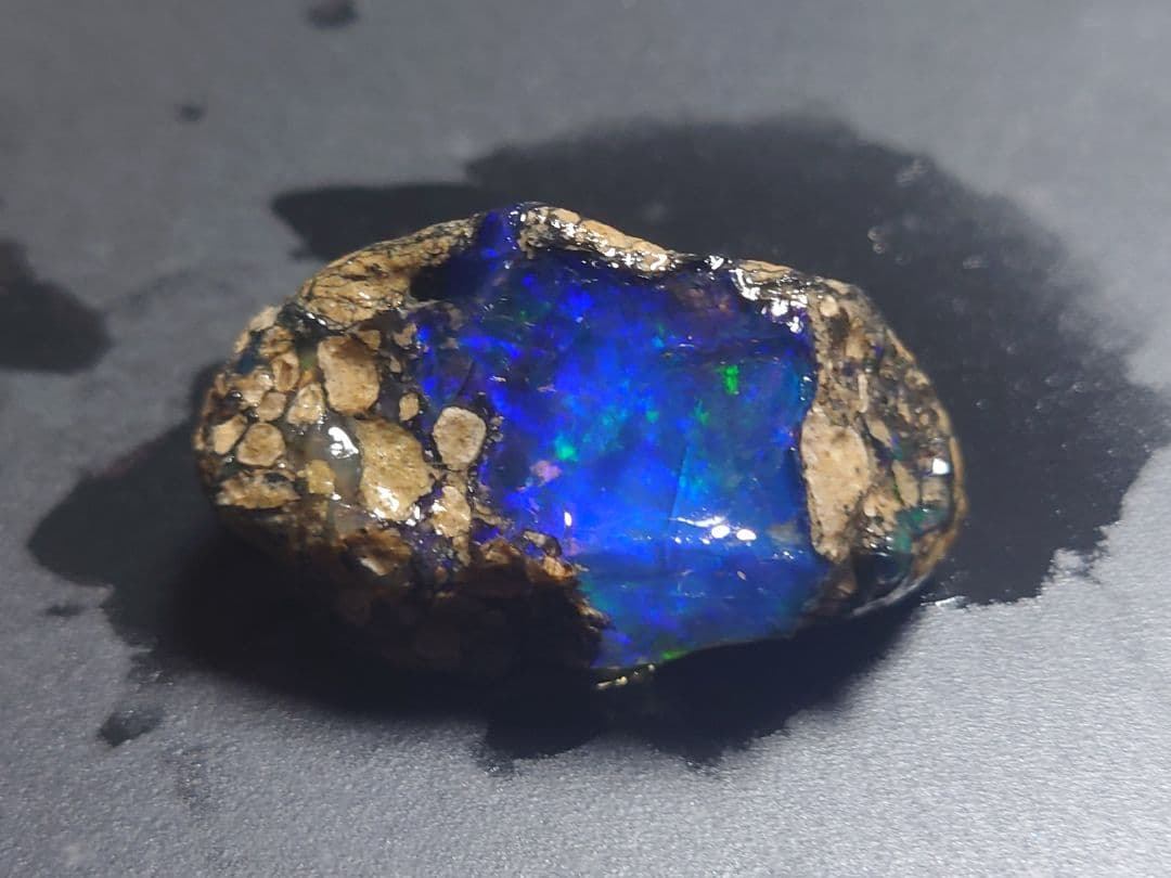 【60ct】 エチオピア　ウェロ産オパール 原石 標本　鉱石