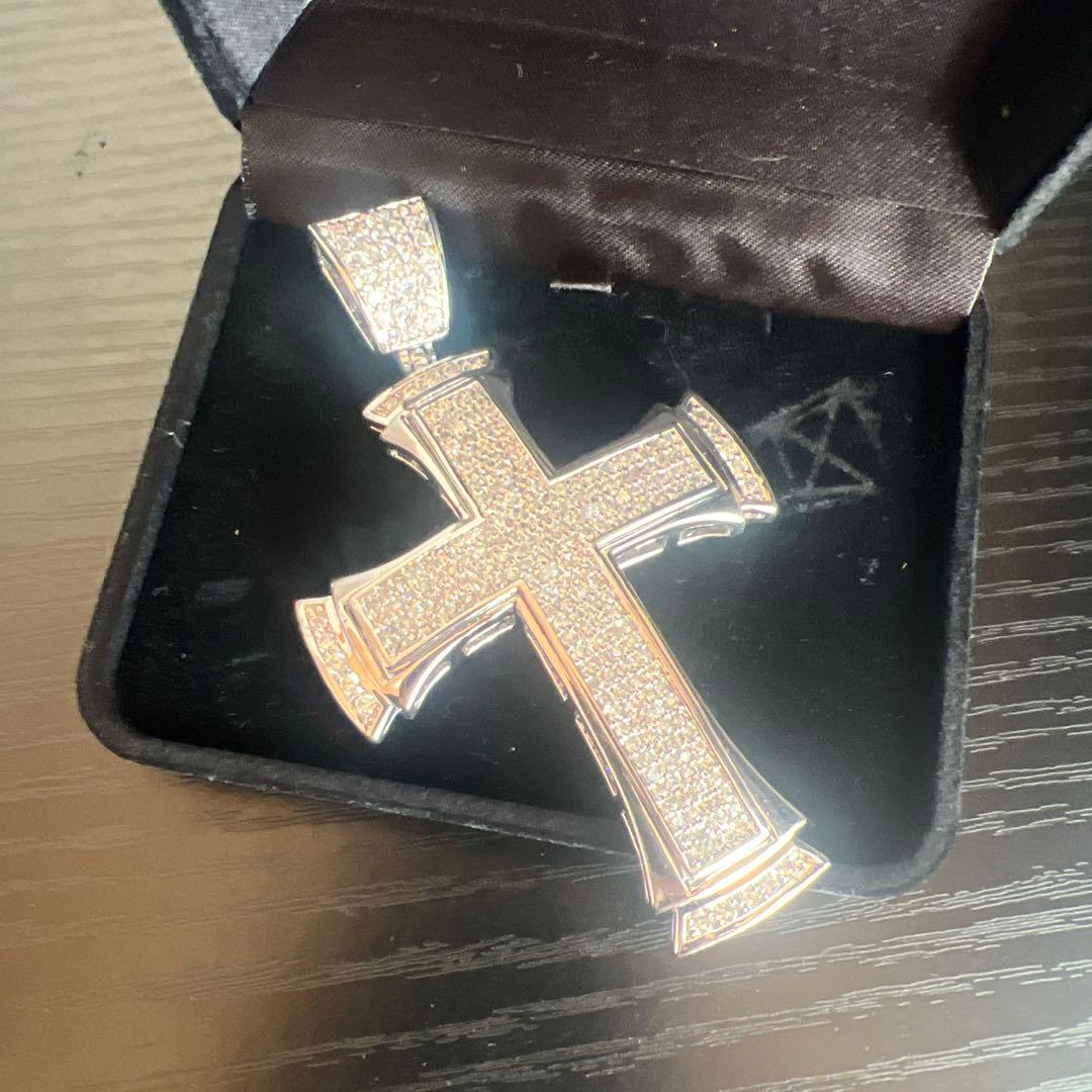 じ*⁑様 VALUABLE クロスペンダント