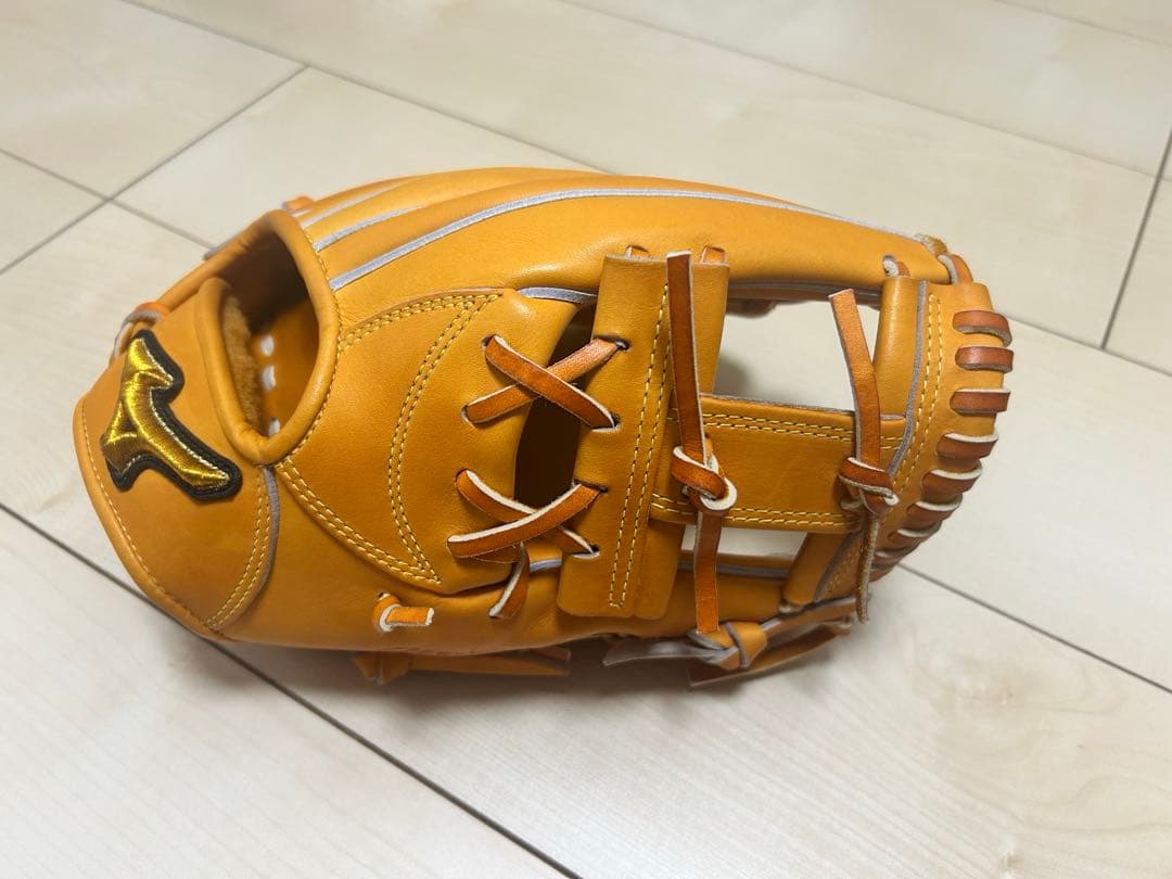 Mizuno Pro 硬式用グローブ MM型　球道即人道