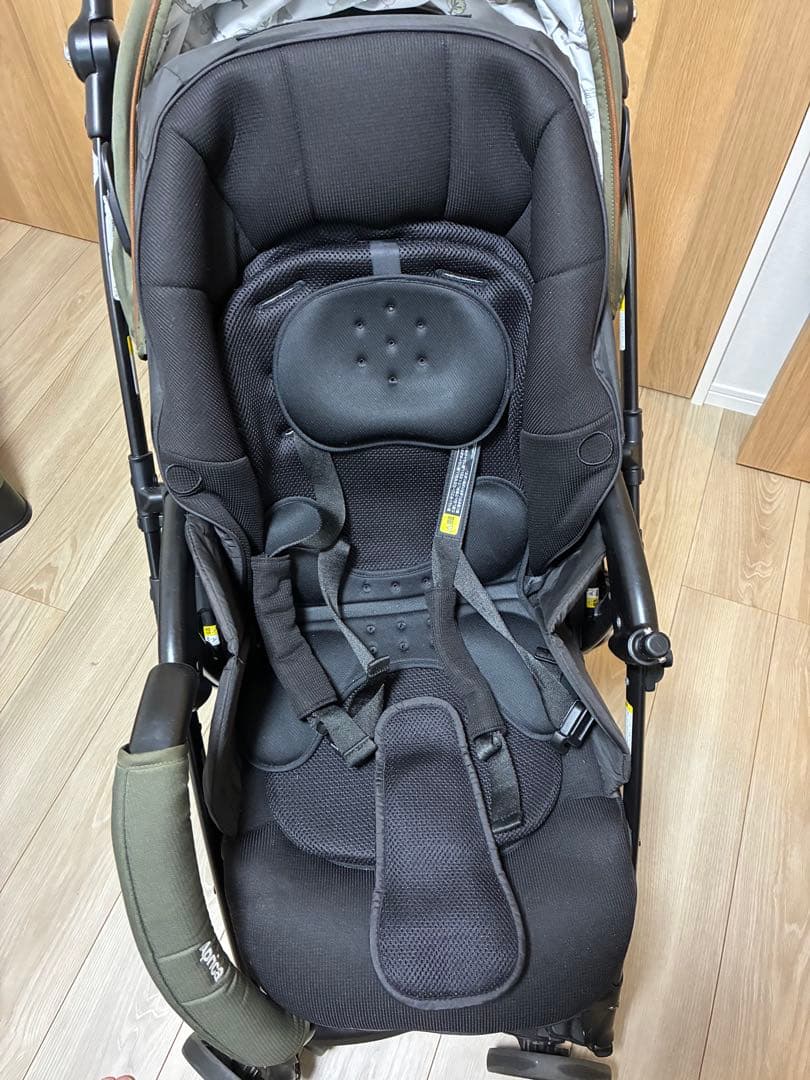 美品 Aprica ラクーナビッテクッション　2021年モデル