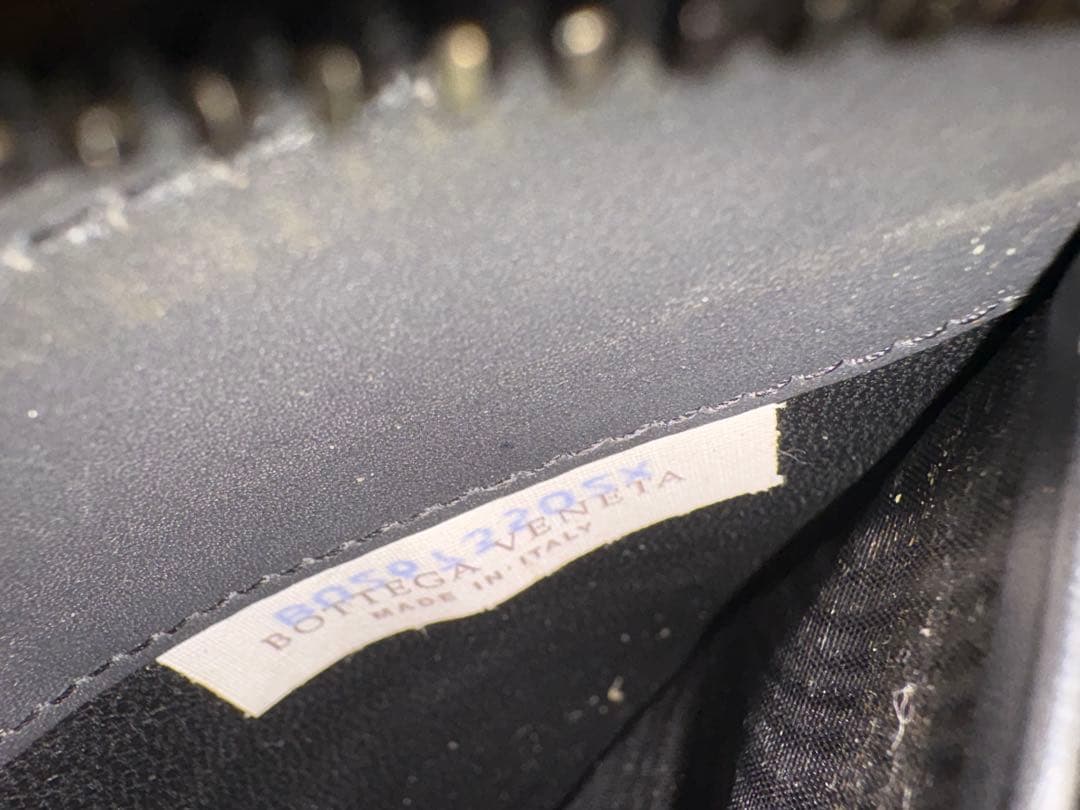 週末セール‼️Bottega Veneta 編み込みレザー長財布