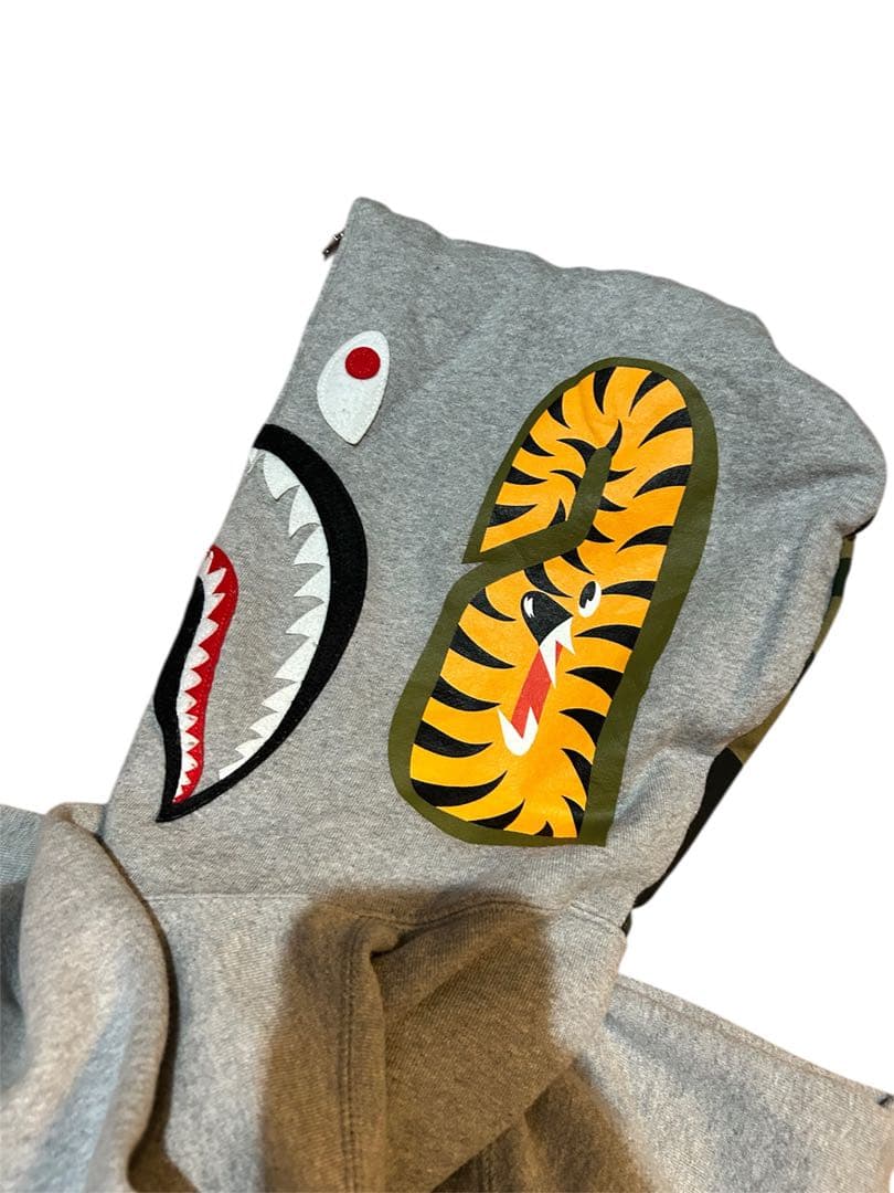 A Bathing Ape シャークフードパーカー M