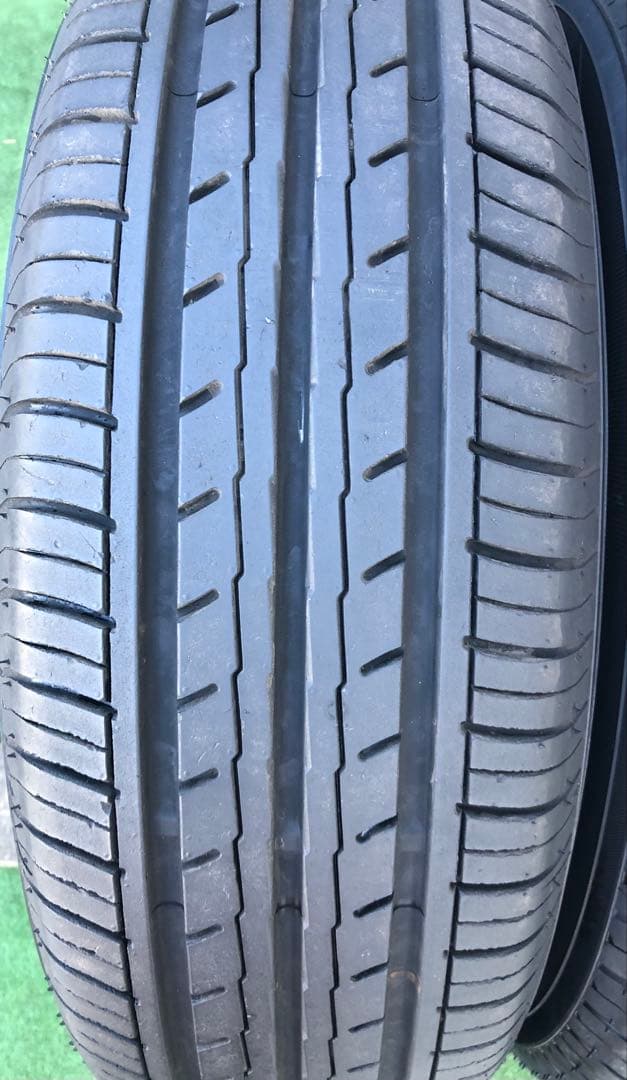 215/65 R15 YOKOHAMA BluEarth-ES ラジアルタイヤ