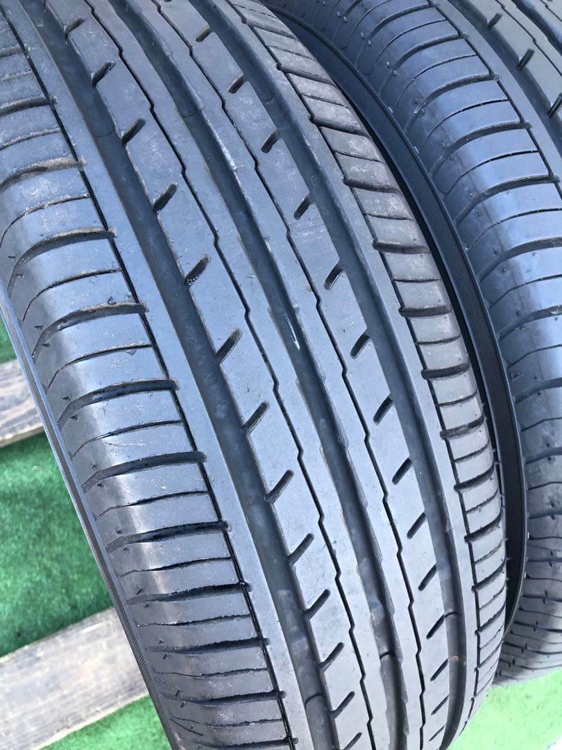 215/65 R15 YOKOHAMA BluEarth-ES ラジアルタイヤ