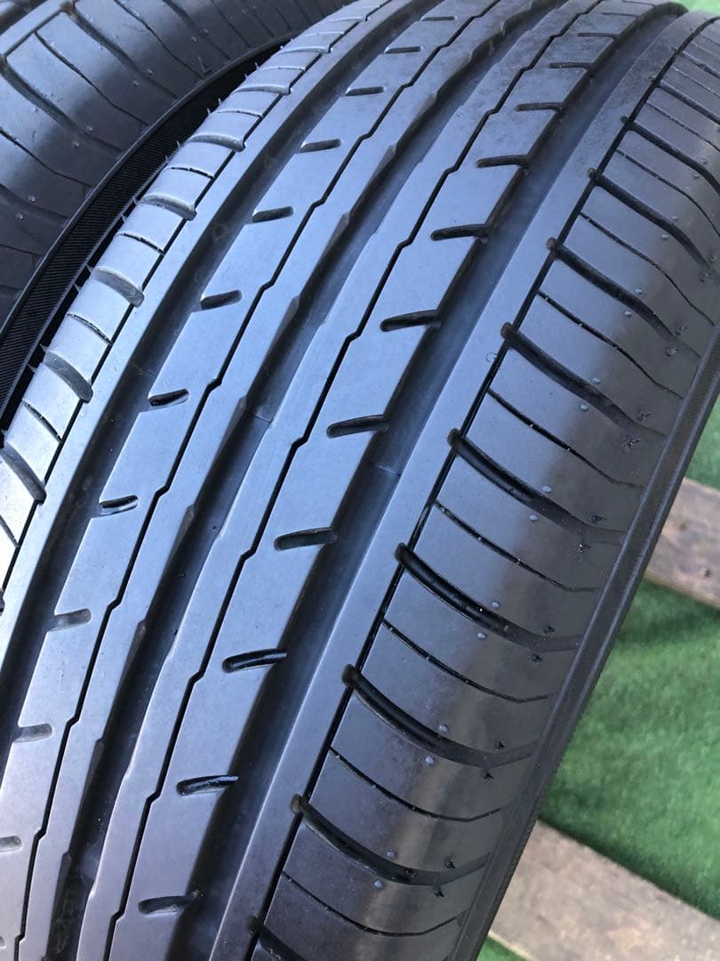 215/65 R15 YOKOHAMA BluEarth-ES ラジアルタイヤ