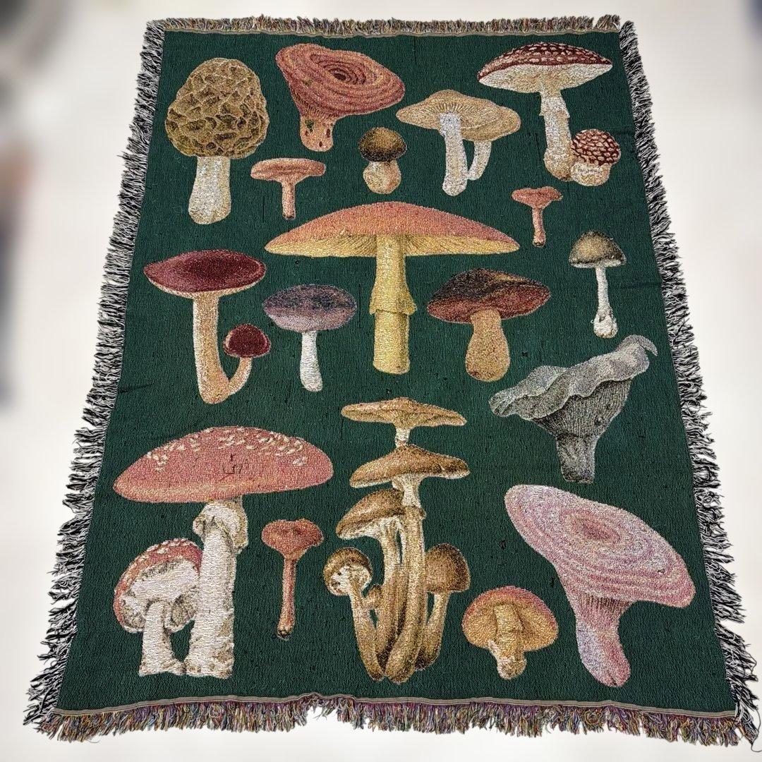 キノコ　マルチカバー　ソファカバー　ヴィンテージラグ　182x137