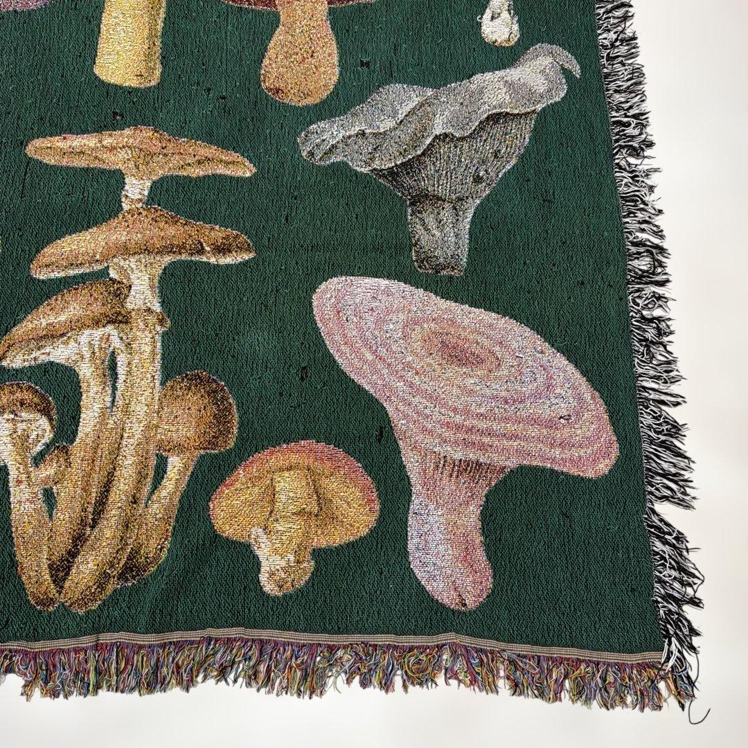 キノコ　マルチカバー　ソファカバー　ヴィンテージラグ　182x137