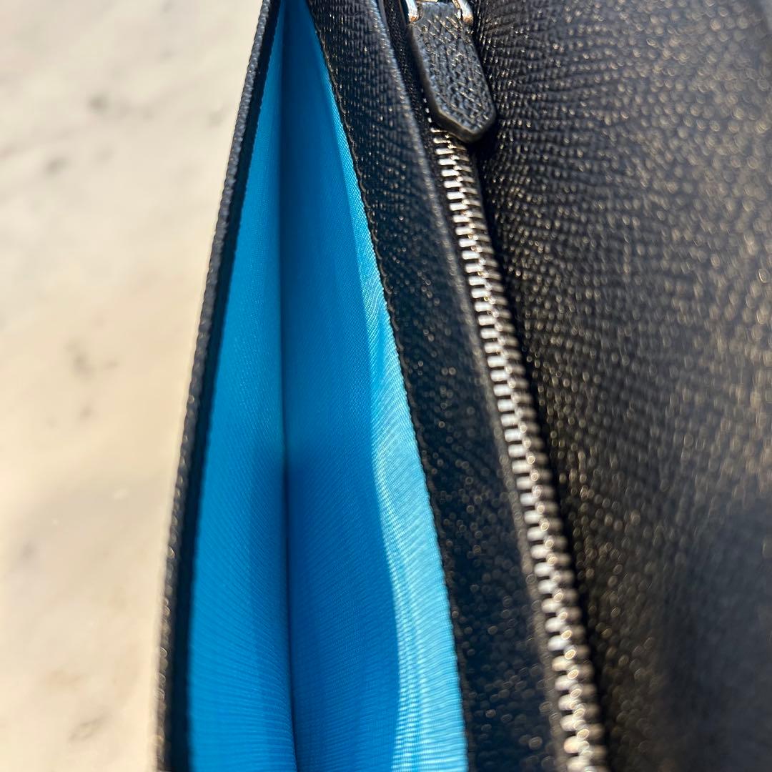 新品未使用　BVLGARI ブルガリマン　2つ折り長財布　ブラック30398