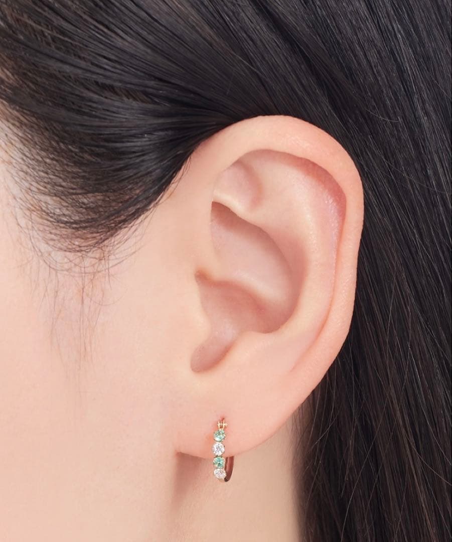 TSUTSUMI ゴールド フープピアス　エメラルド