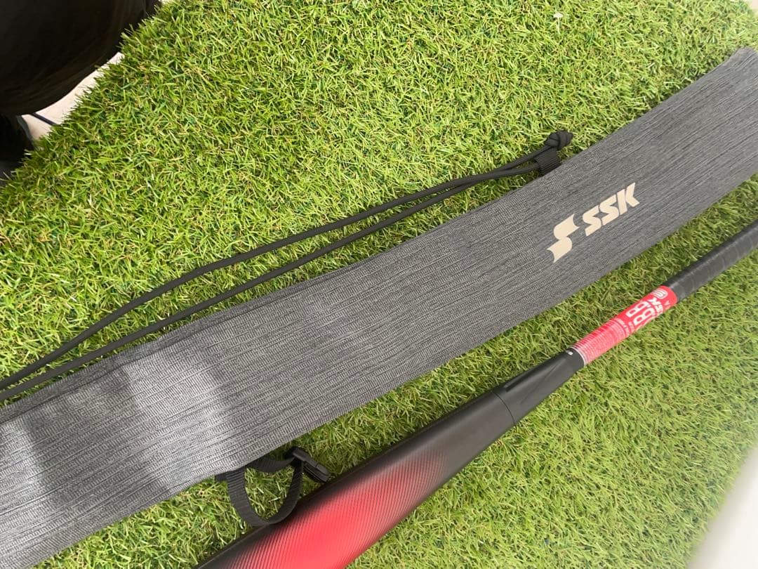 新品　軟式 大人 SSK MM23 83cm 700g ブラック×レッド