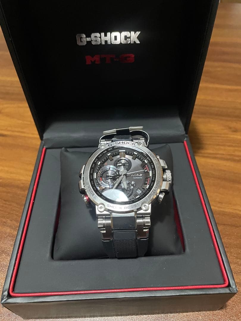 ■CASIO カシオ　G-SHOCK MTG-B1000-1AJF