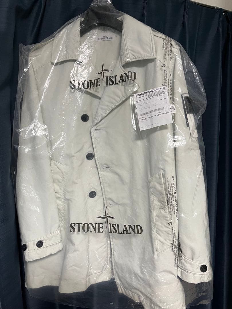 STONE  コート　新品未使用　値下げ交渉受け付けます。