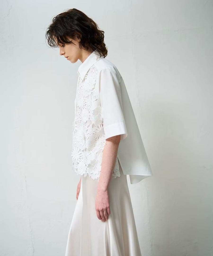 グレースコンチネンタル　フラワードレスシャツ