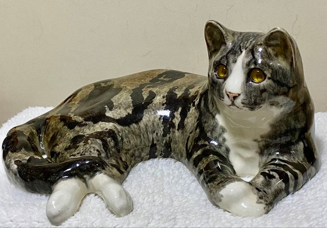 サイズ7　ウィンスタンレイキャット　ケンジントンキャット　横たわり猫　貫入無し❣️