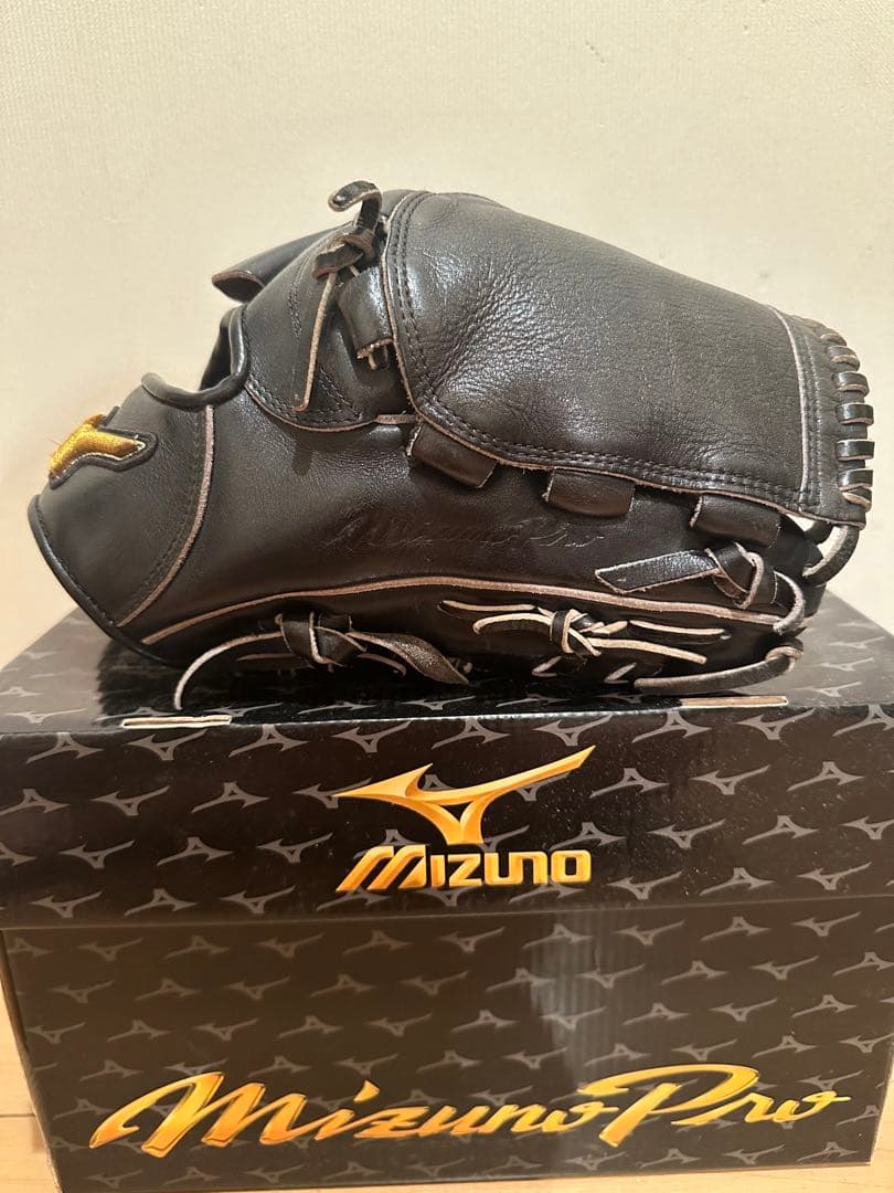 Mizuno Pro 硬式投手用グローブ 黒