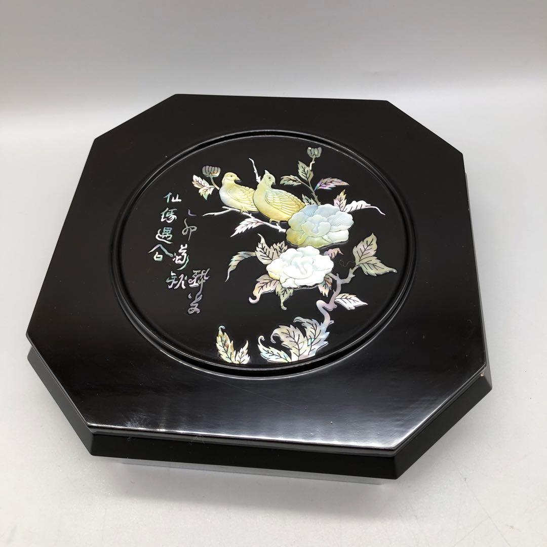 螺鈿細工らでんざいく鳥お花貝殻装飾八角形黒漆器重箱菓子箱23cm伝統工芸品