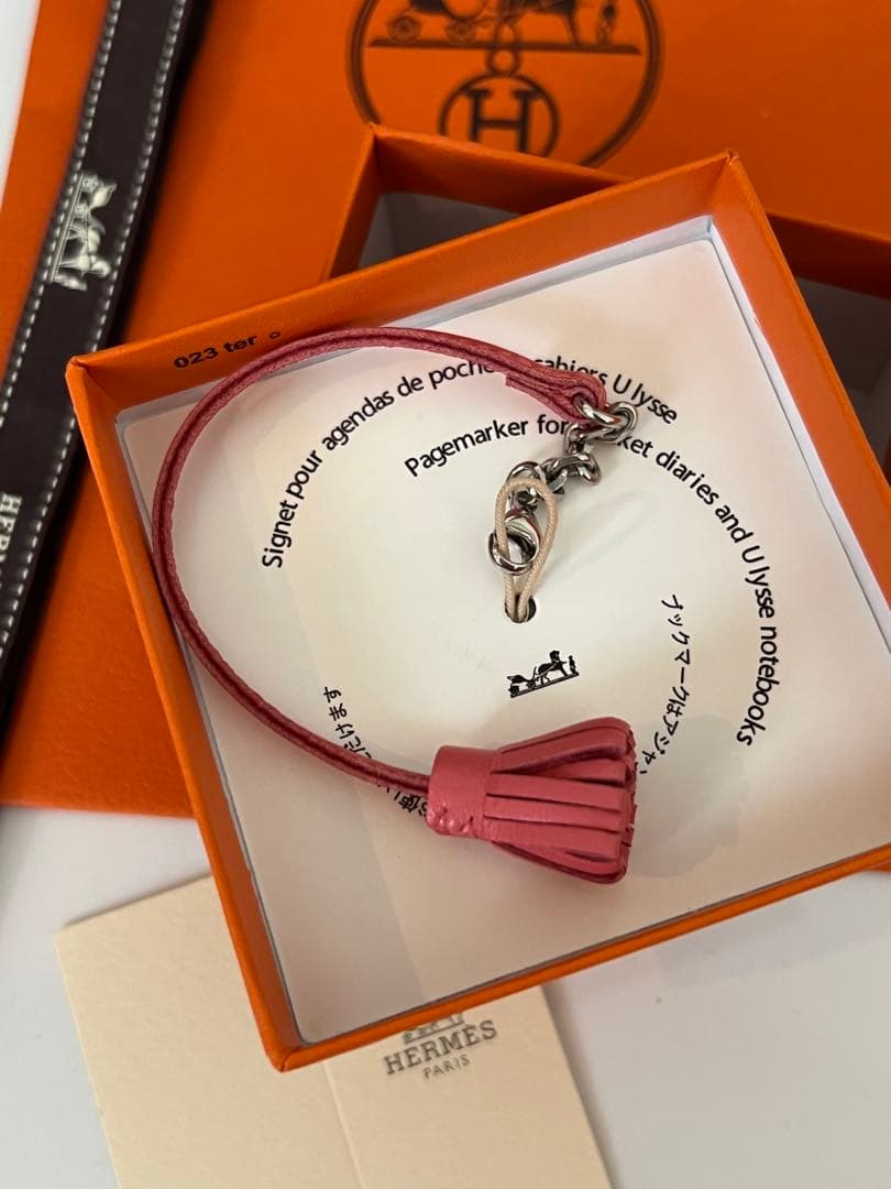 エルメス☆HERMES☆カルメンチータブックマーク チャーム☆ローズアザレ