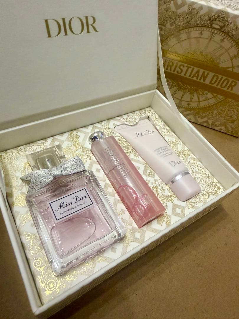 新品　Dior ミスディオールコフレMiss Dior