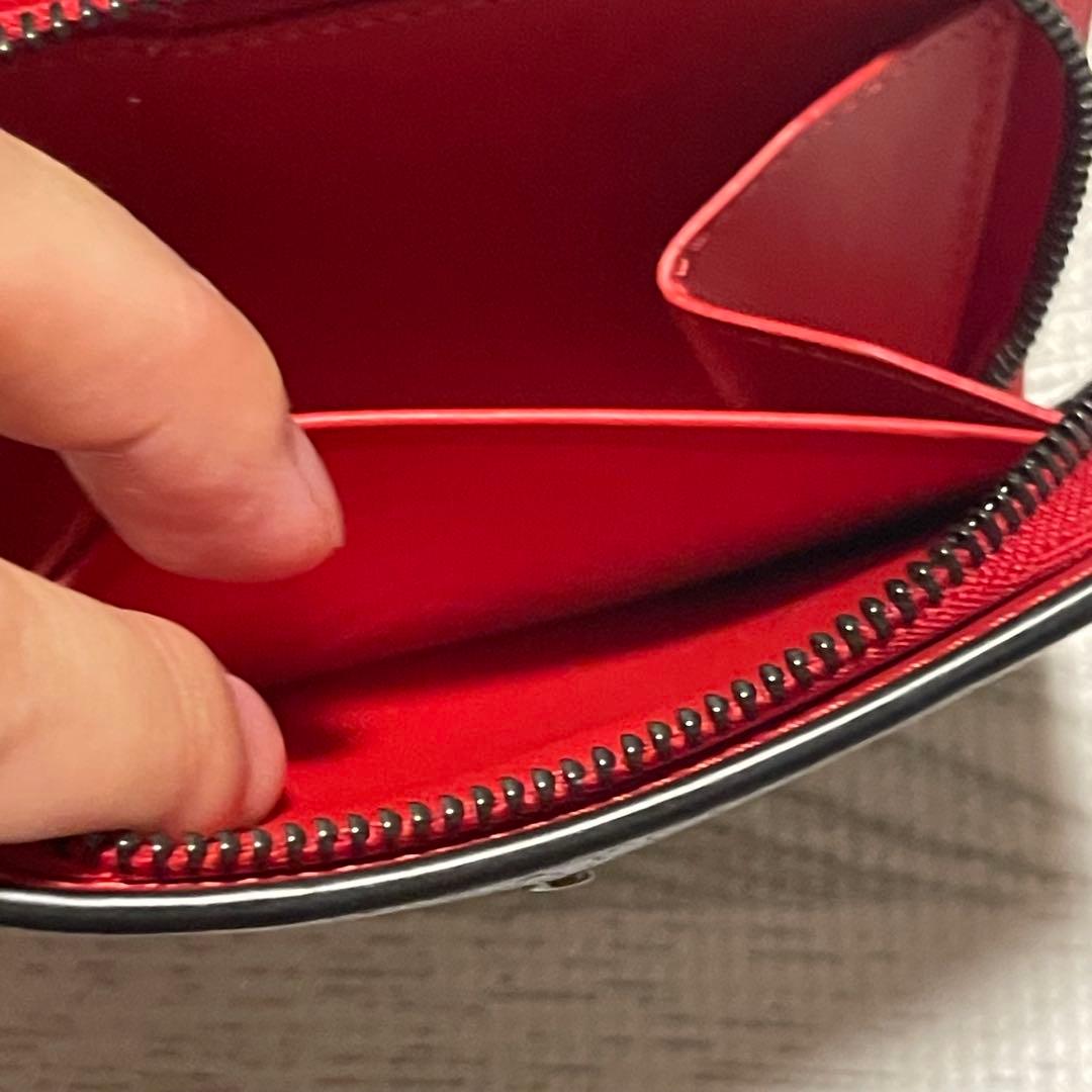 最終処分価格【並行輸入品】Christian Louboutin 二つ折り財布
