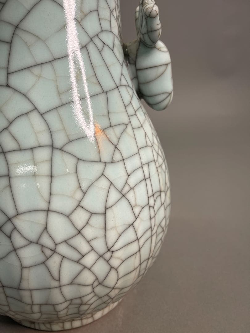 有款 青磁冰裂紋鹿耳瓶