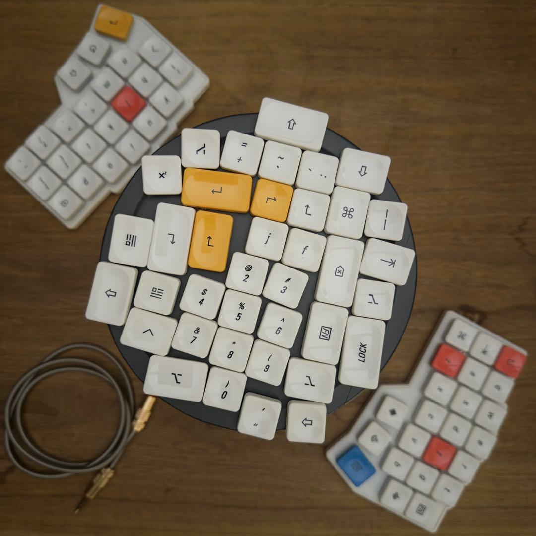 分割キーボード/Corne V4 Chocolate（組立済み品）