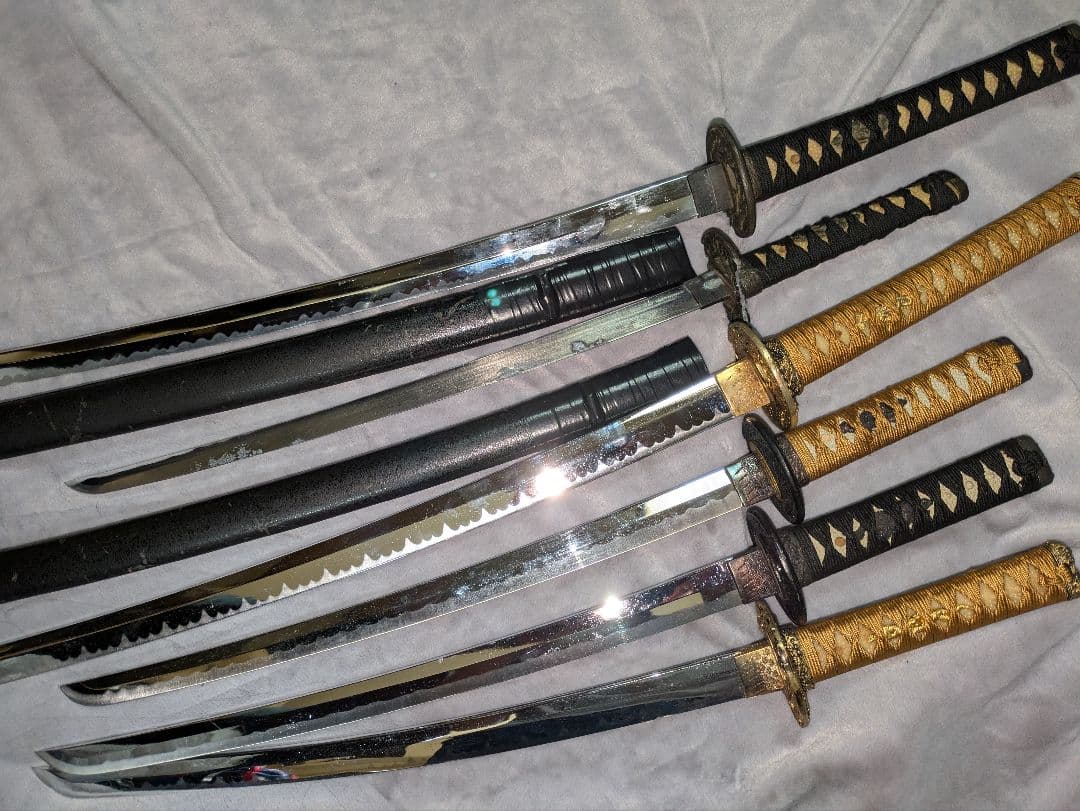 模造刀　6本セット　太刀　脇差　鞘無し　鍔割れ　ジャンク