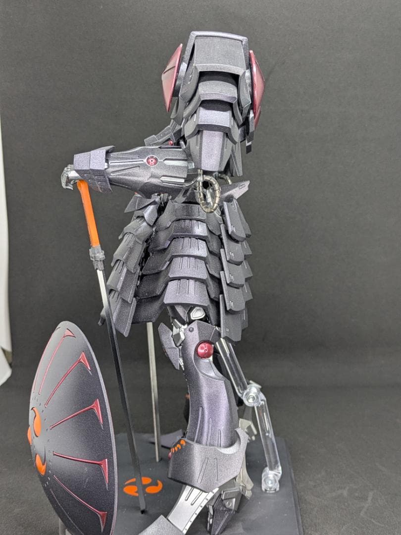 ボークス IMS 1/100 バッシュ・ザ・ブラックナイト 塗装済み完成品