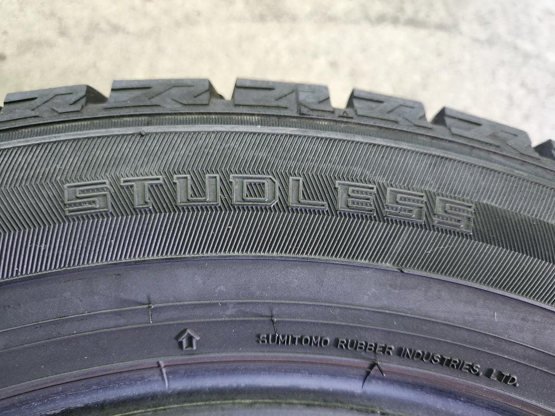 送料込☆2023年製ダンロップ タイヤ205/55R16日本製☆4本