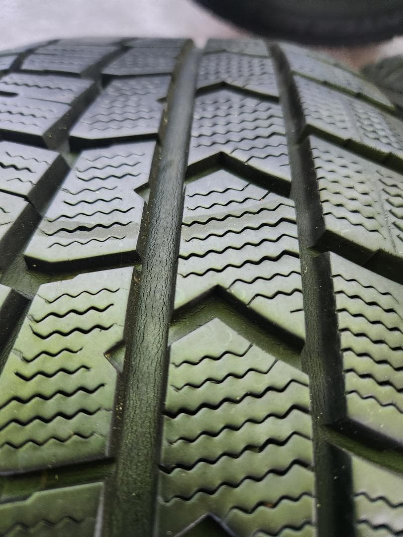 送料込☆2023年製ダンロップ タイヤ205/55R16日本製☆4本