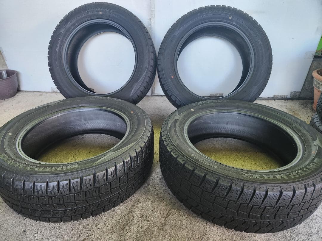 送料込☆2023年製ダンロップ タイヤ205/55R16日本製☆4本