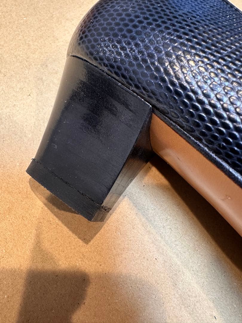 フェラガモ　　24.5㎝　パンプス