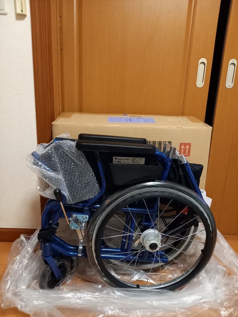 新品未使用品⭐Swany Miniスワニーミニ自走車いすブルー世界最小クラス