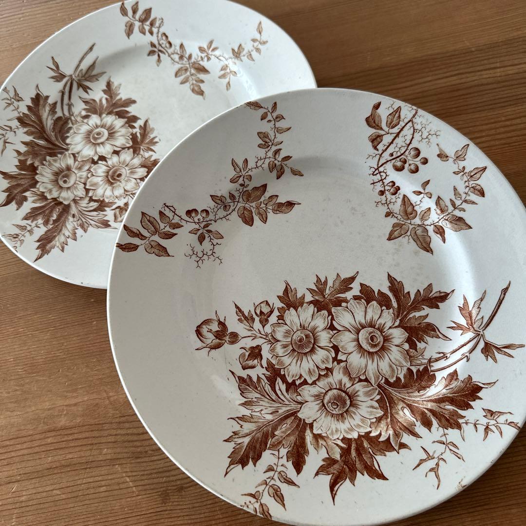 ２枚セットクレイユモントローMARGUERITESブラウン系フランスアンティーク