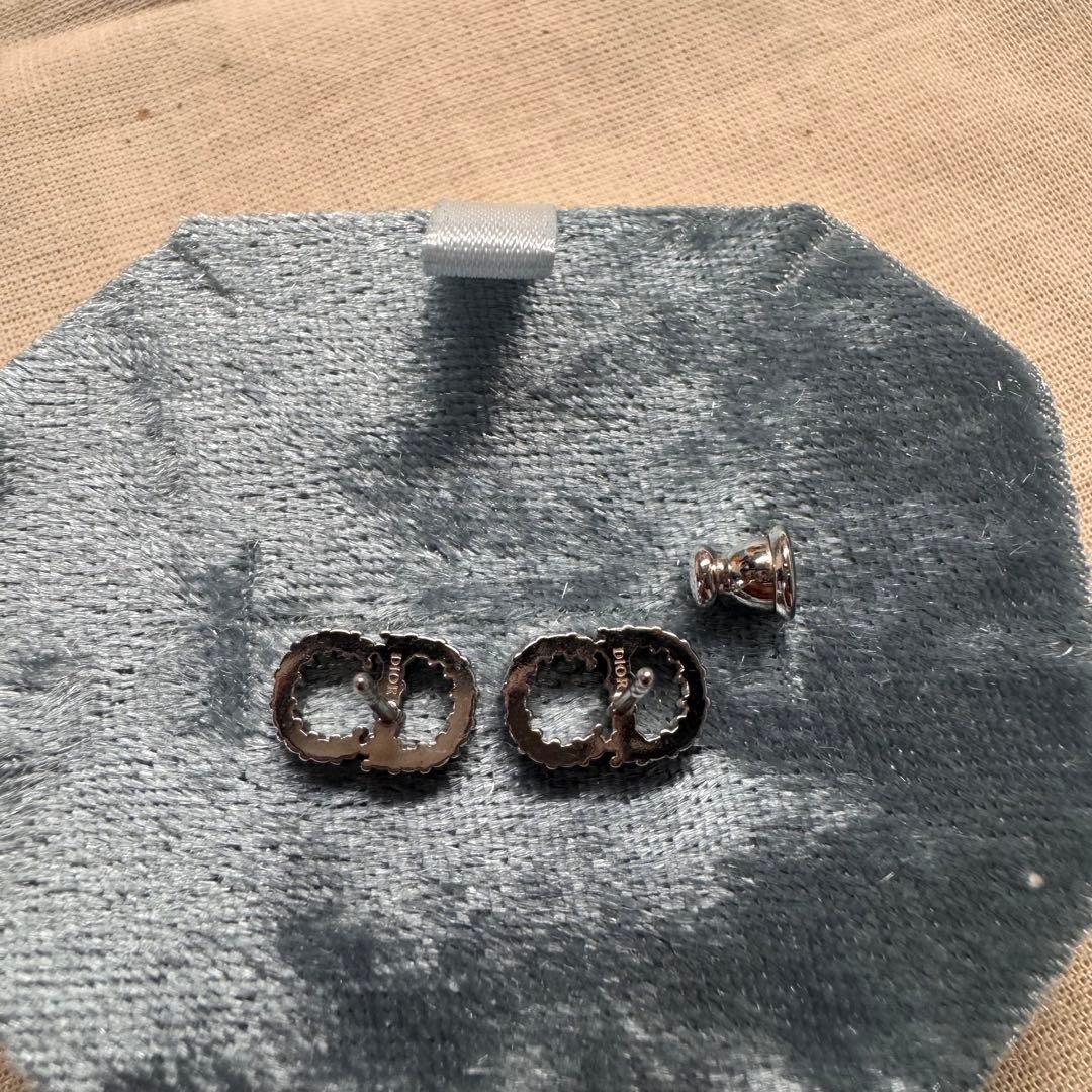 DIOR ピアス キャッチひとつのみ