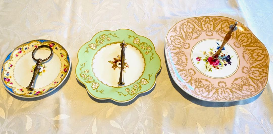 花柄3段ケーキスタンド　イギリス製