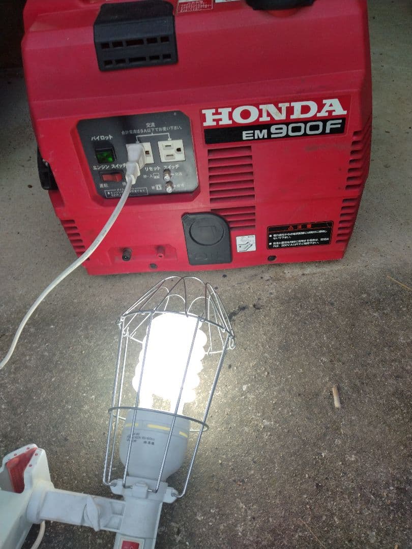 ★ホンダポ−タブル発電機EM900F