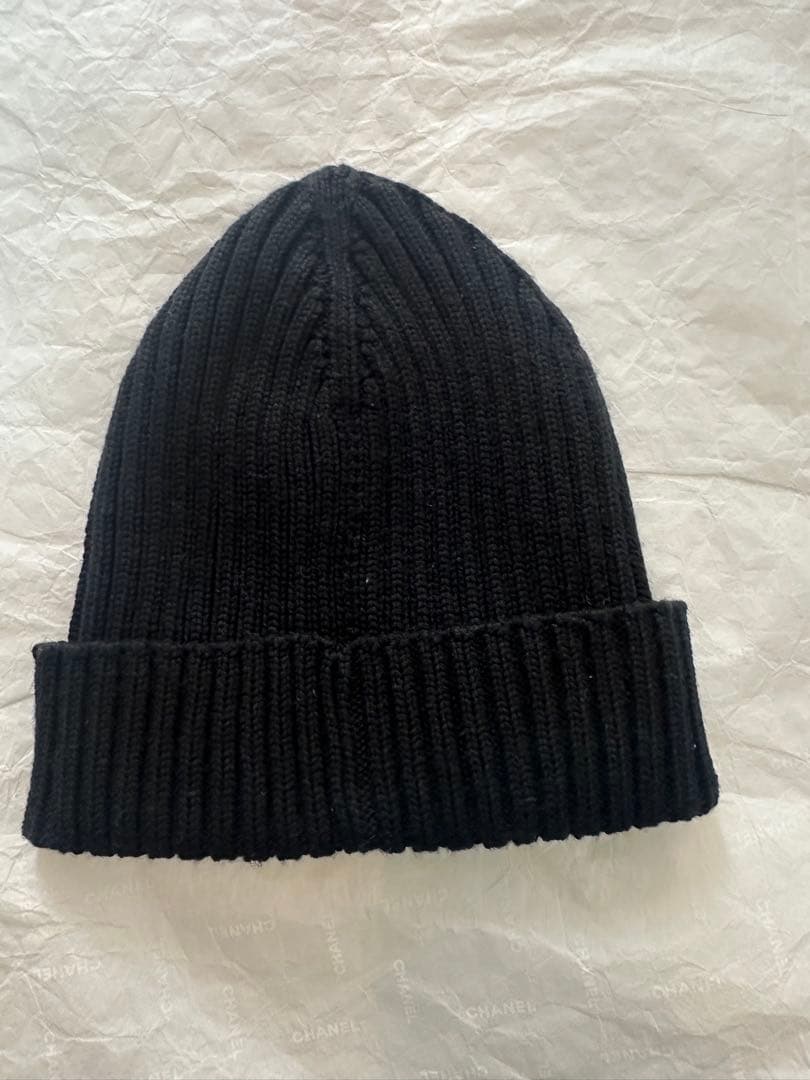 希少　シャネル 黒 ニット帽 CCロゴ付き