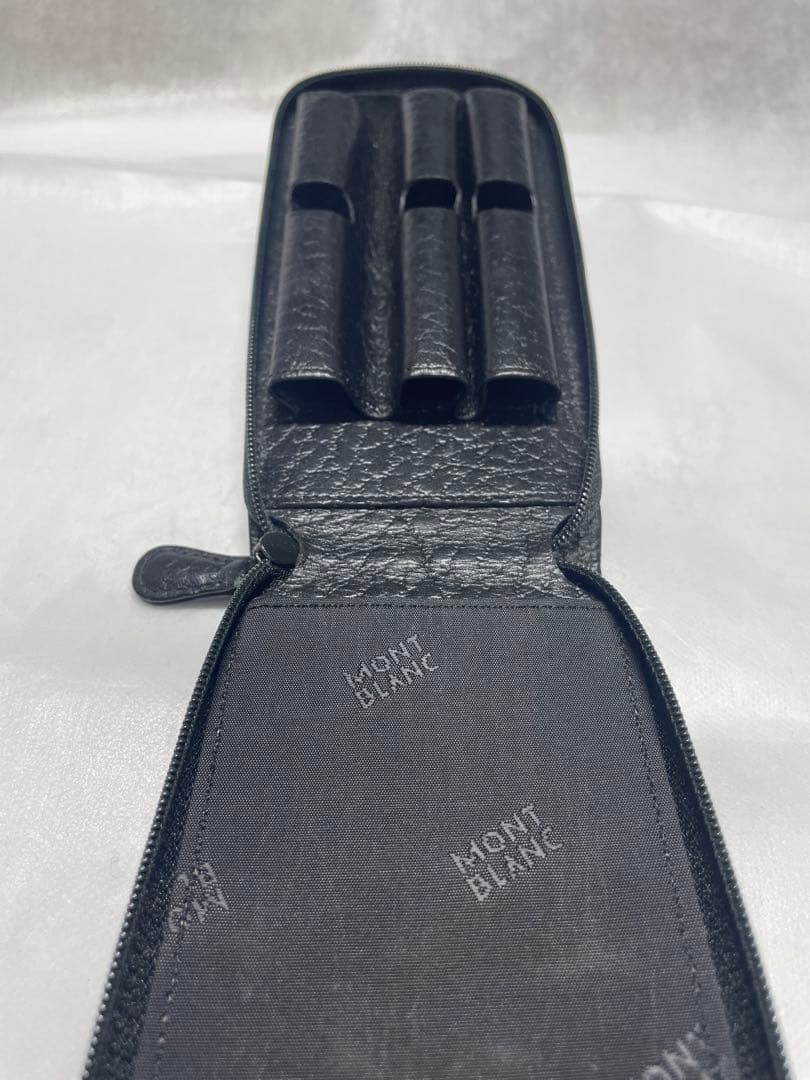 モンブラン　MONTBLANC ペンケース ラウンドジップ　レザー　黒　3本差し